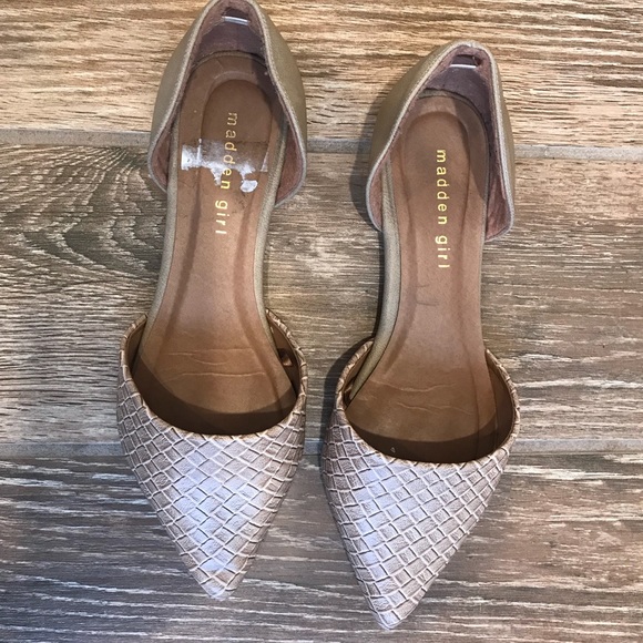 ⭐️ 2/$20 Madden Girl Pointed Toe Flats Size 8 - Picture 5 of 5